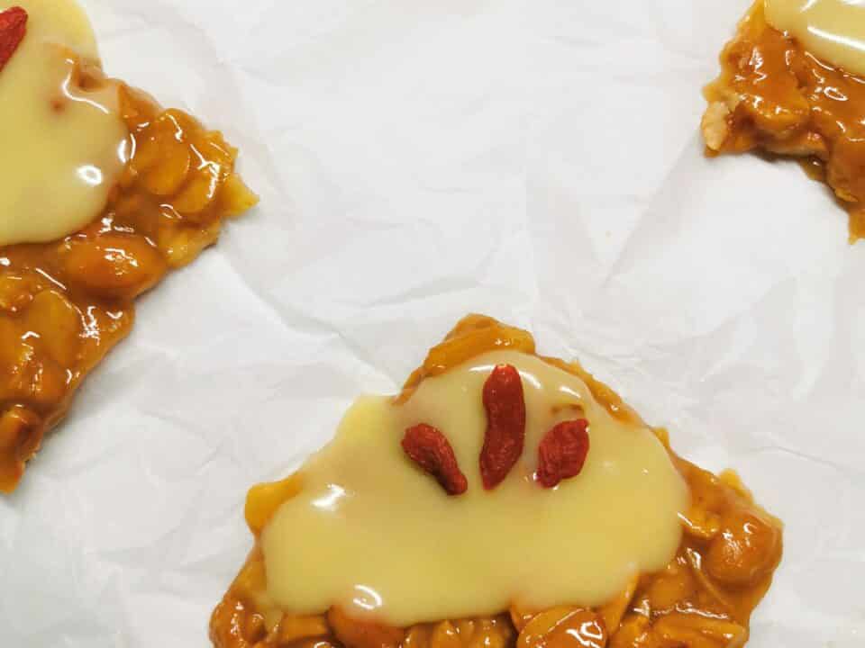 Florentines with Cashews and Dried Fruits