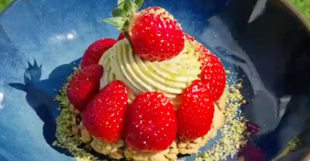 Oat Pistachio Cookie